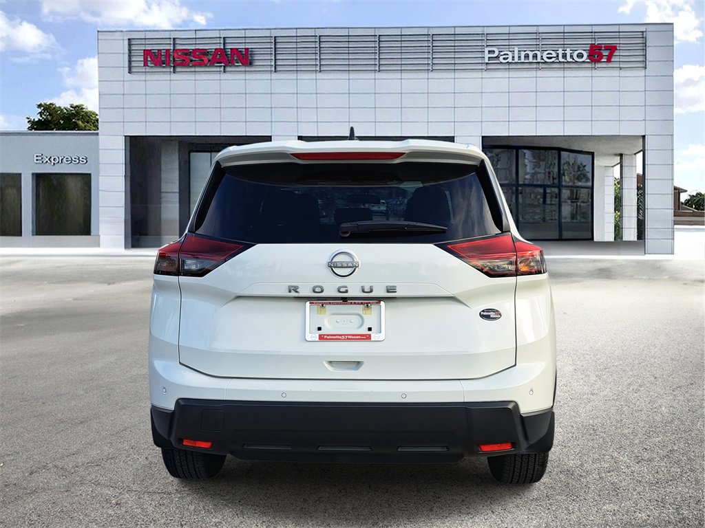 Certified 2025 Nissan Rogue S image 5