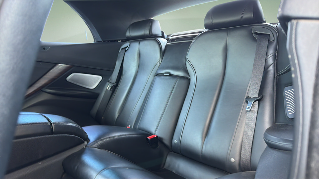 Used 2016 BMW 650i Convertible RWD image 15