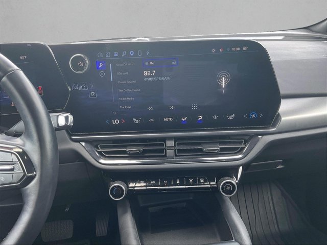 Used 2025 Chevrolet Equinox EV RS FWD image 8