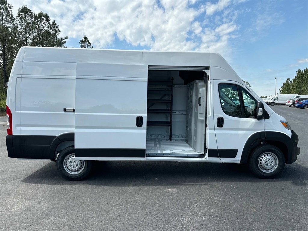 New 2024 RAM ProMaster 3500 w/ Convenience Group image 15