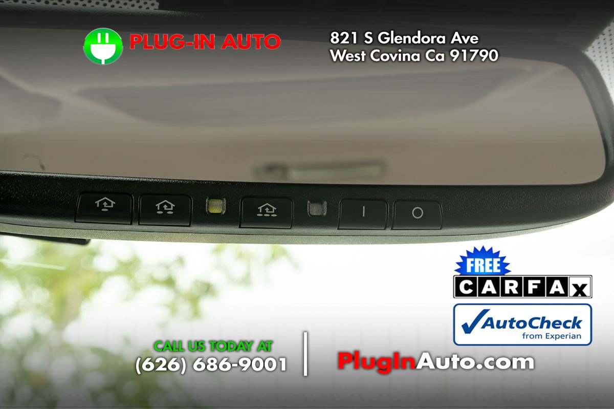 Used 2018 Nissan Leaf SL w/ SL Technology Package FWD image 23