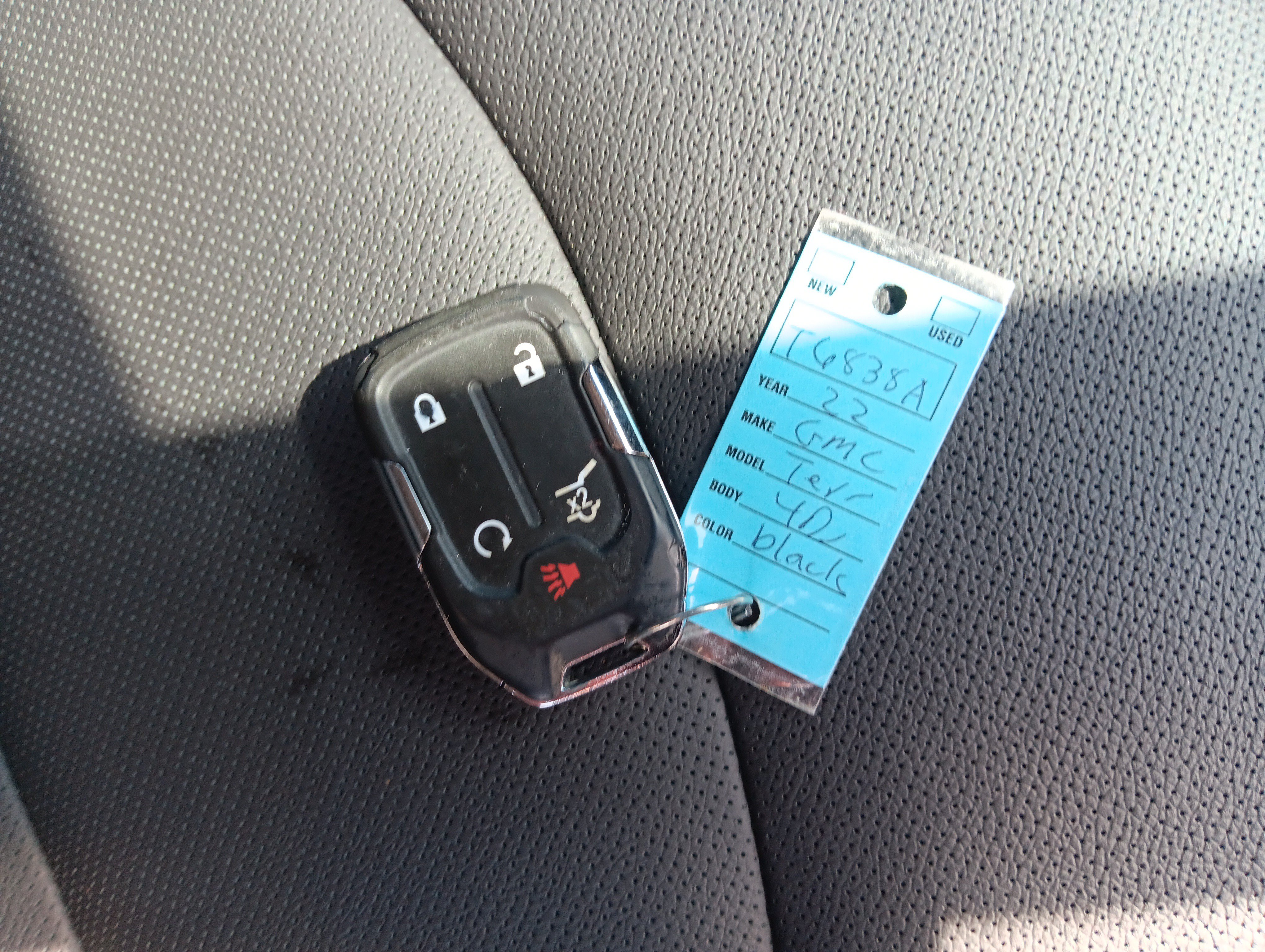 Used 2022 GMC Terrain AT4 w/ LPO, Floor Liner Package AWD/4WD image 22