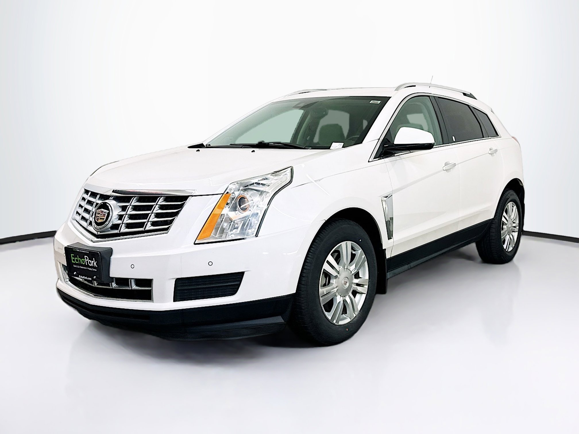 Used 2015 Cadillac SRX Luxury w/ Driver Awareness Package image 3
