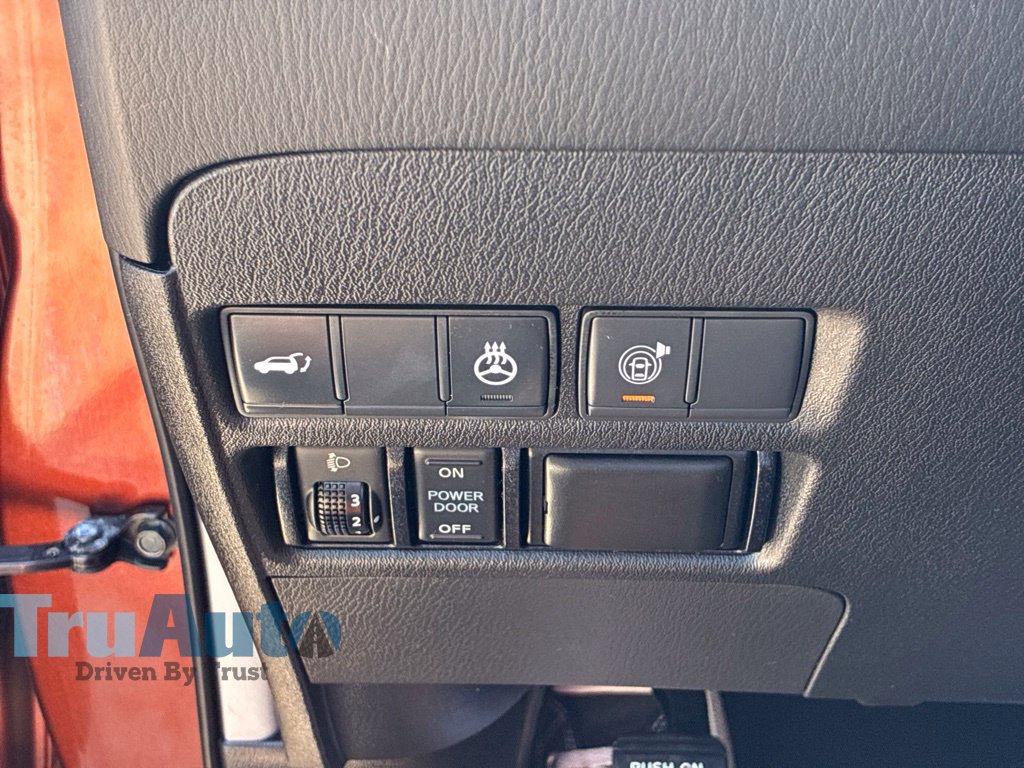 Used 2018 Nissan Armada Platinum w/ Captain Seat Package RWD image 38