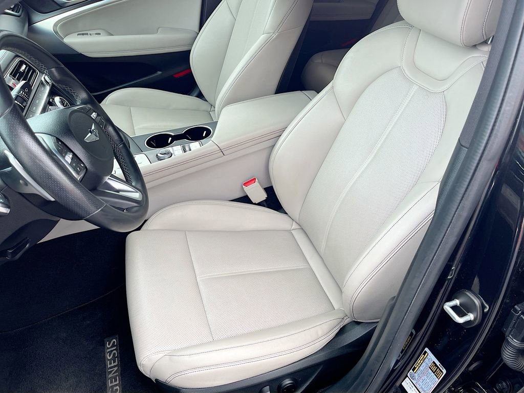 Used 2023 Genesis G70 2.0T image 20