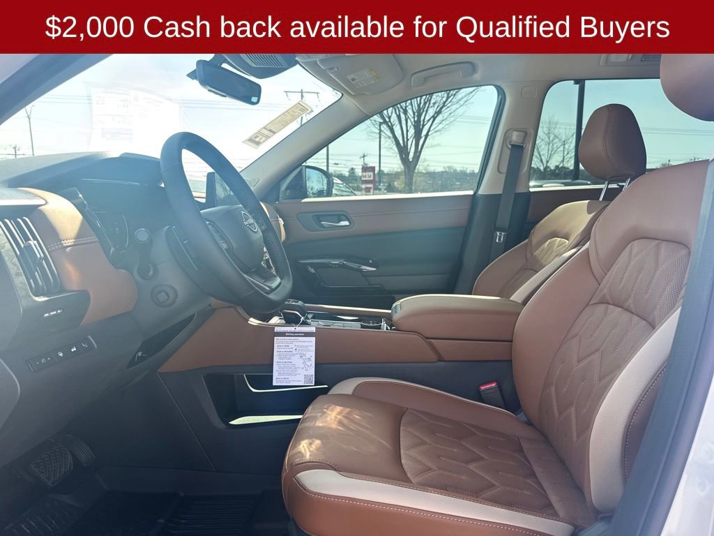 New 2026 Nissan Pathfinder Platinum image 18
