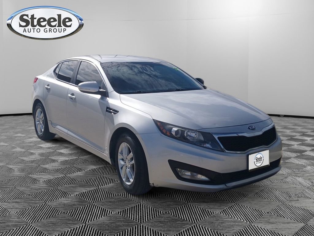 Used 2013 Kia Optima LX image 7