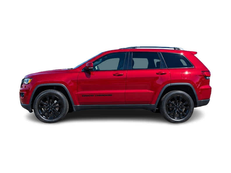 Used 2019 Jeep Cherokee Latitude Plus AWD/4WD image 3