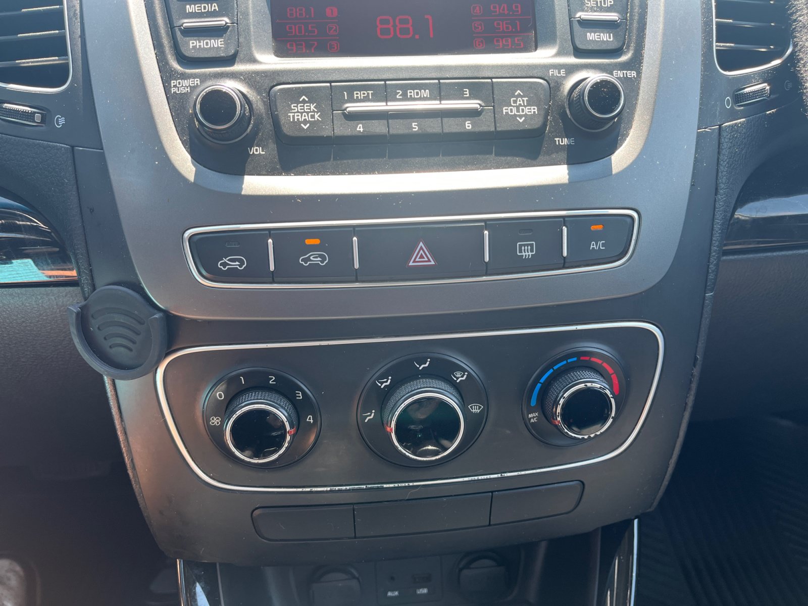 Used 2014 Kia Sorento LX FWD image 26