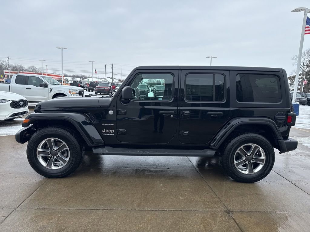 Used 2021 Jeep Wrangler Unlimited Sahara image 3
