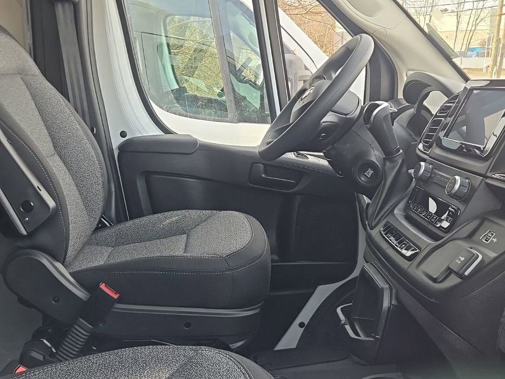 New 2026 RAM ProMaster 3500 w/ Convenience Group image 4
