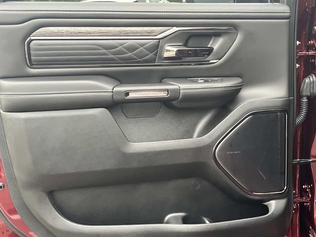 Used 2025 RAM 1500 Limited w/ Trailer Tow Group AWD/4WD image 19