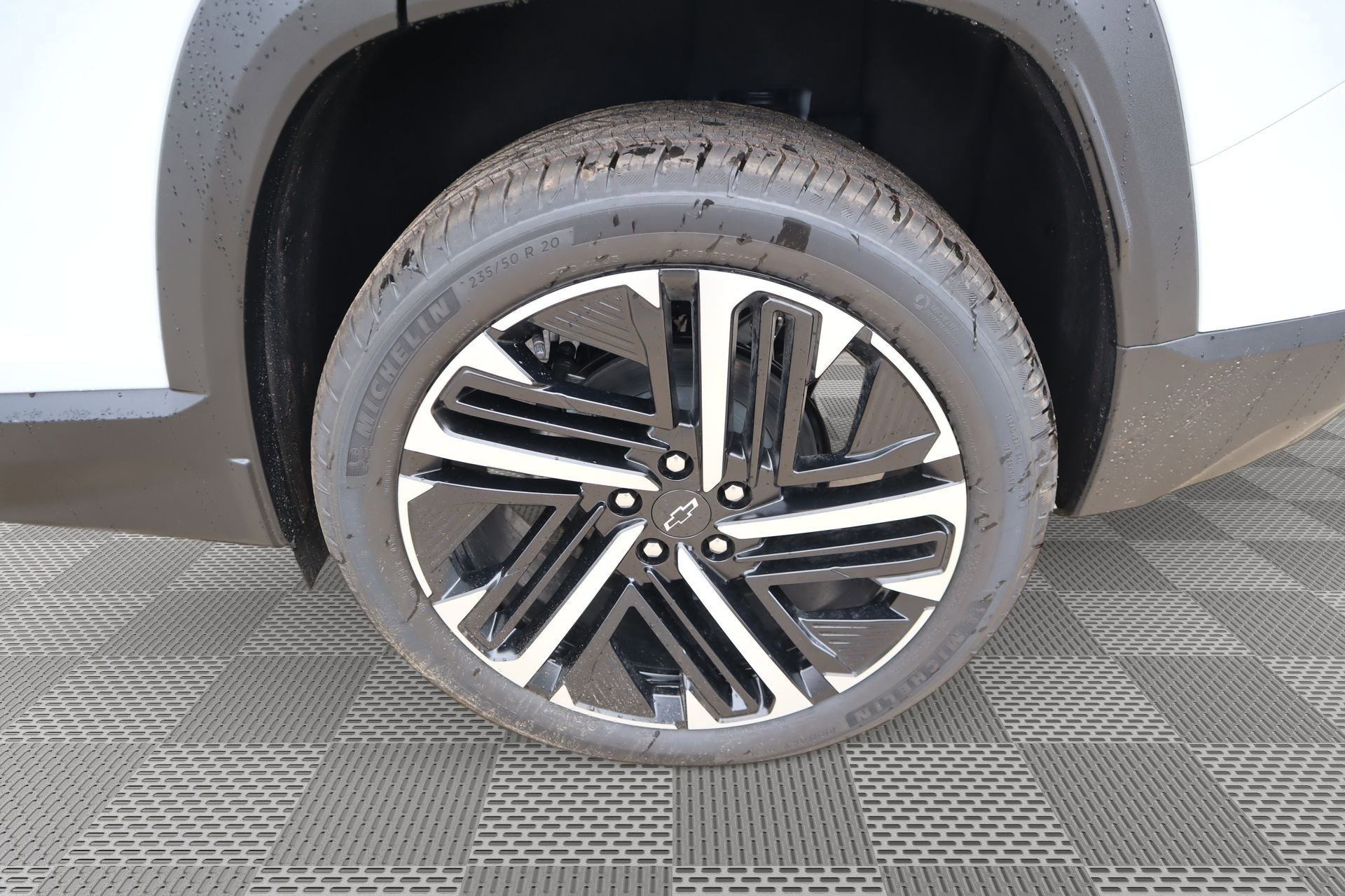 New 2026 Chevrolet Equinox RS w/ Convenience Package III AWD/4WD image 20