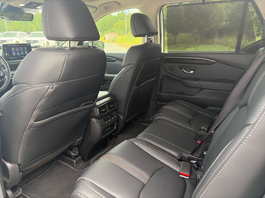 Certified 2025 Honda Pilot Touring image 22
