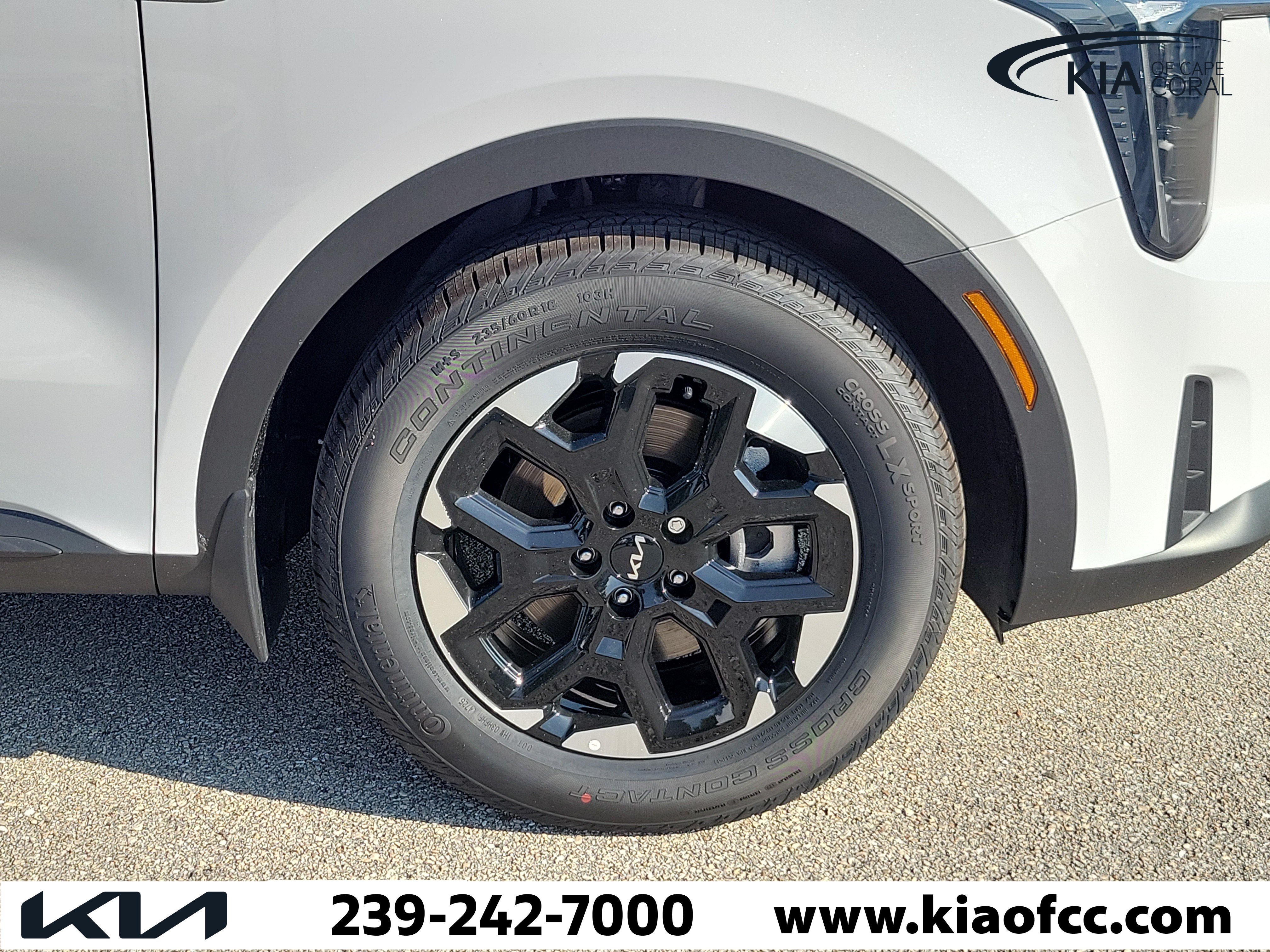New 2026 Kia Sorento S w/ S Panoramic Sunroof Package FWD image 7