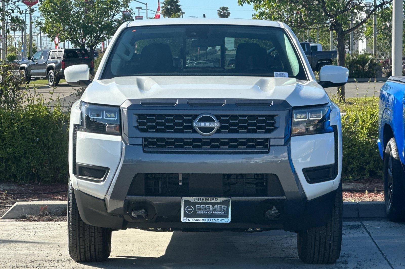 New 2026 Nissan Frontier SV w/ Tow Package AWD/4WD image 6