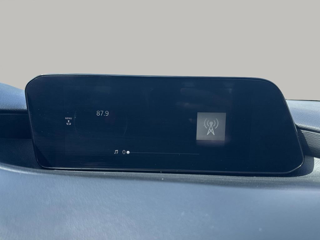 Used 2023 MAZDA MAZDA3 Hatchback w/Premium Plus Pkg image 18