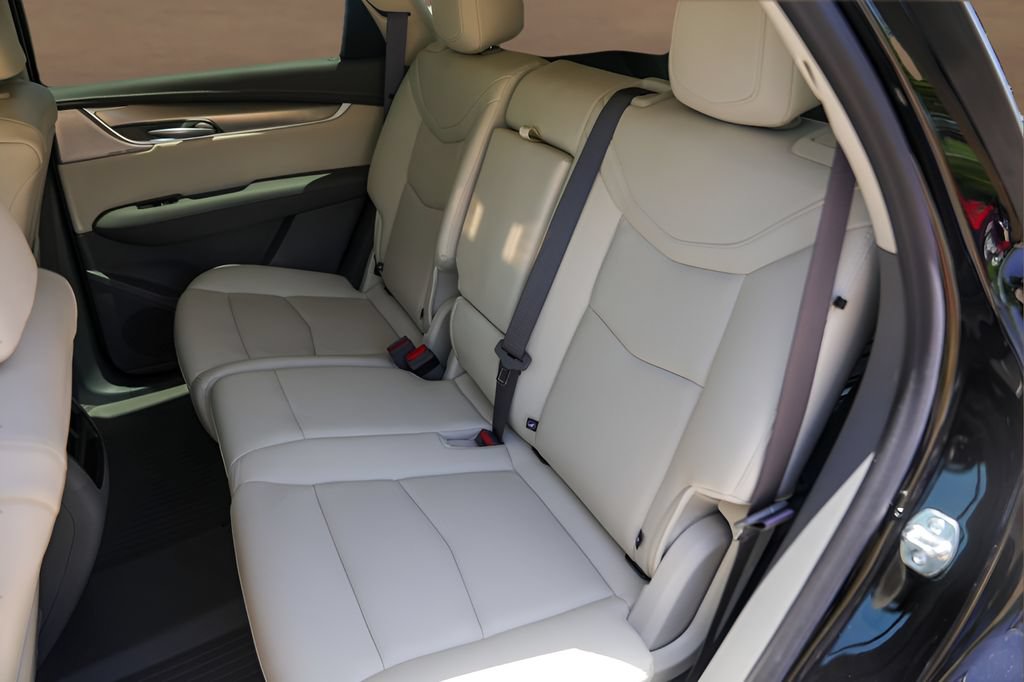 Certified 2026 Cadillac XT5 Premium Luxury w/ Driver Assist Package FWD image 25