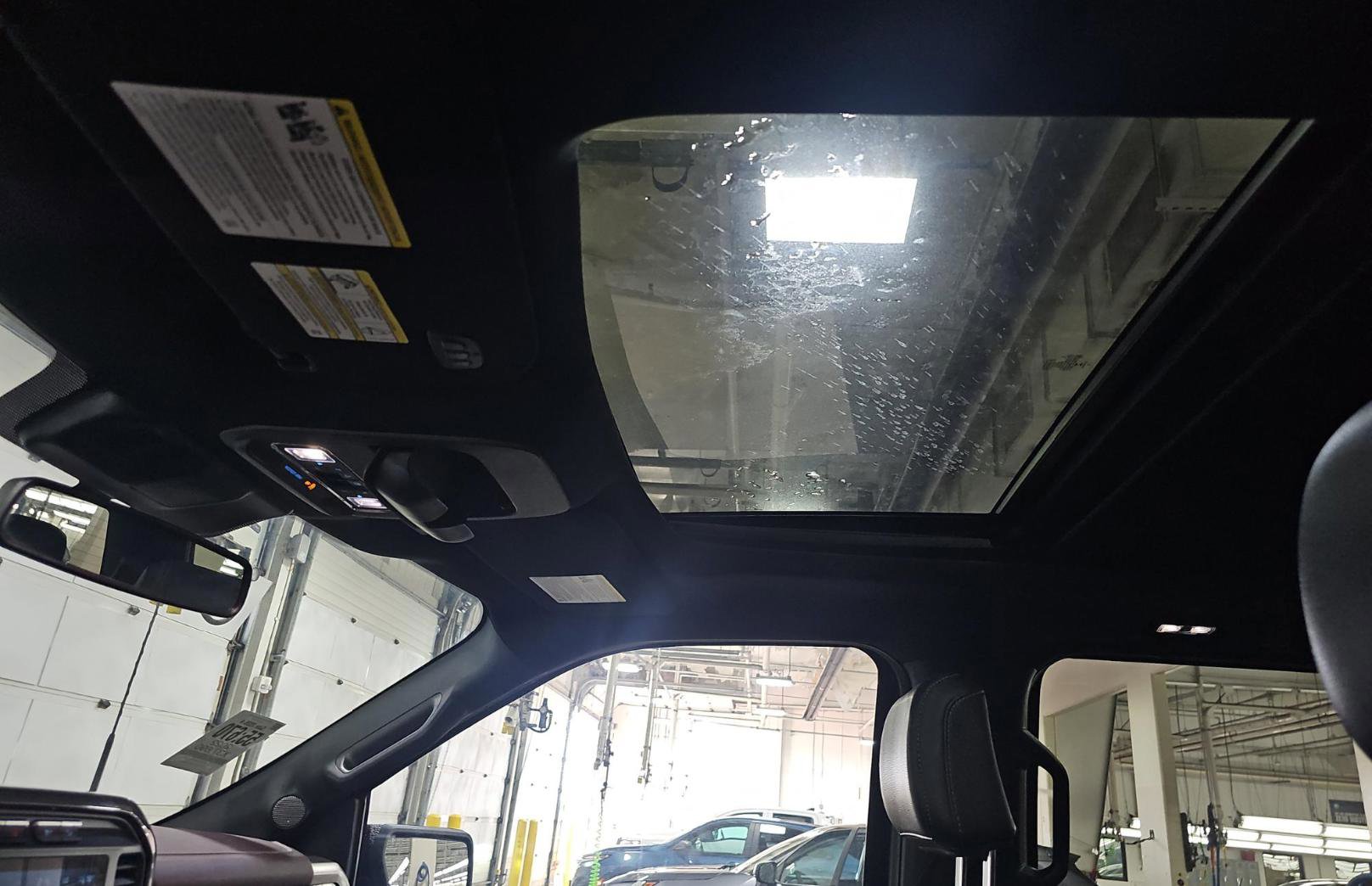 Used 2022 Ford F150 Lariat w/ Equipment Group 502A High image 19