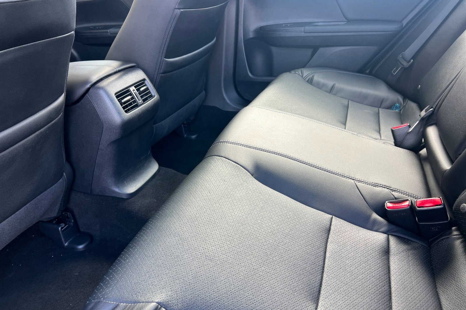 Used 2017 Honda Accord EX-L image 26