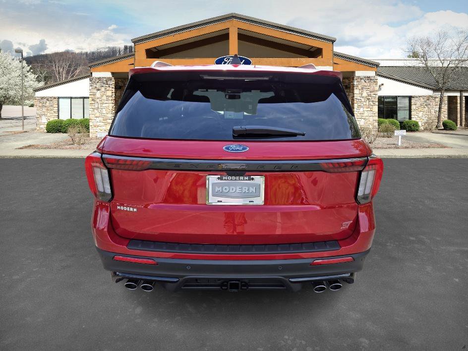 New 2025 Ford Explorer ST image 6