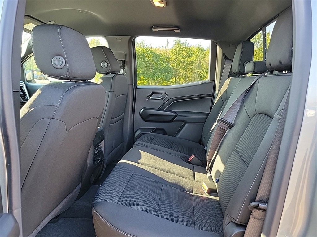 New 2026 GMC Canyon Elevation w/ Convenience Package image 11