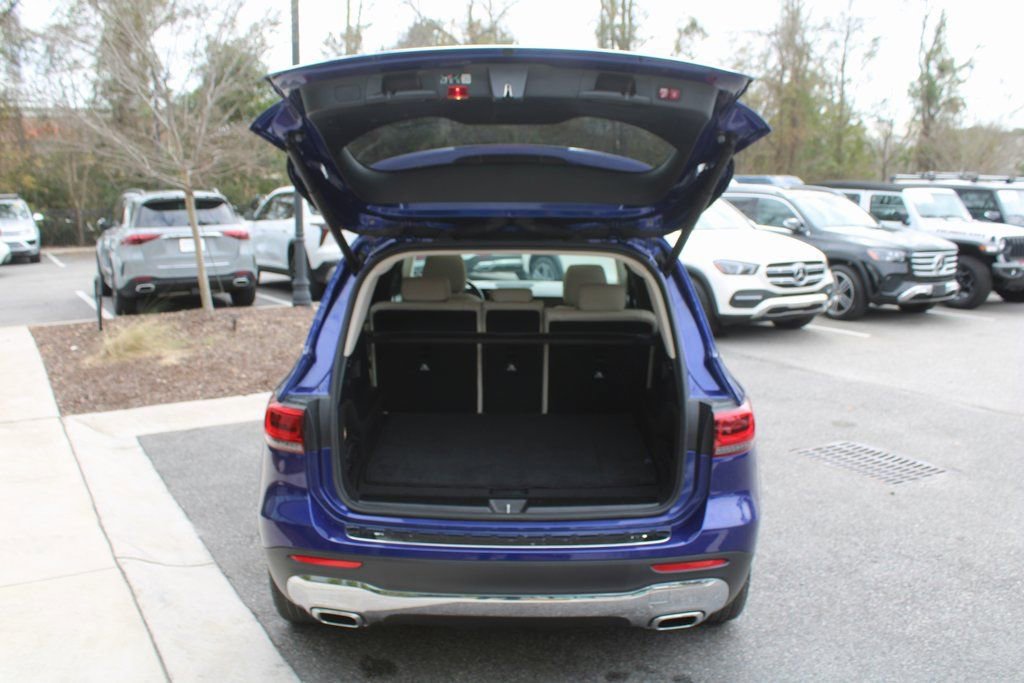 Used 2023 Mercedes-Benz GLB 250 image 7
