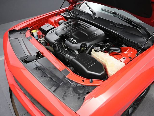 Used 2018 Dodge Challenger SXT Plus image 35