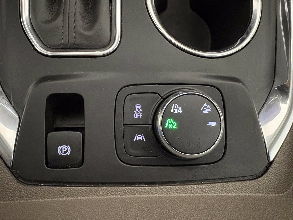 Used 2020 Chevrolet Traverse Premier AWD/4WD image 33