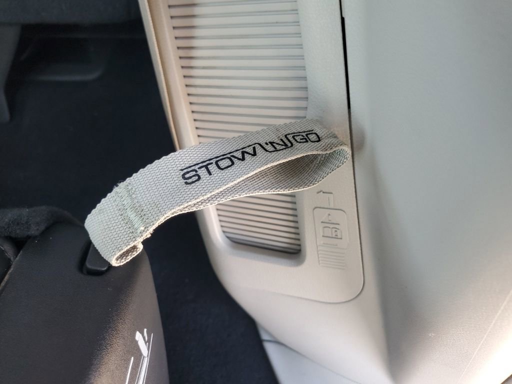 Used 2022 Chrysler Pacifica Limited image 36