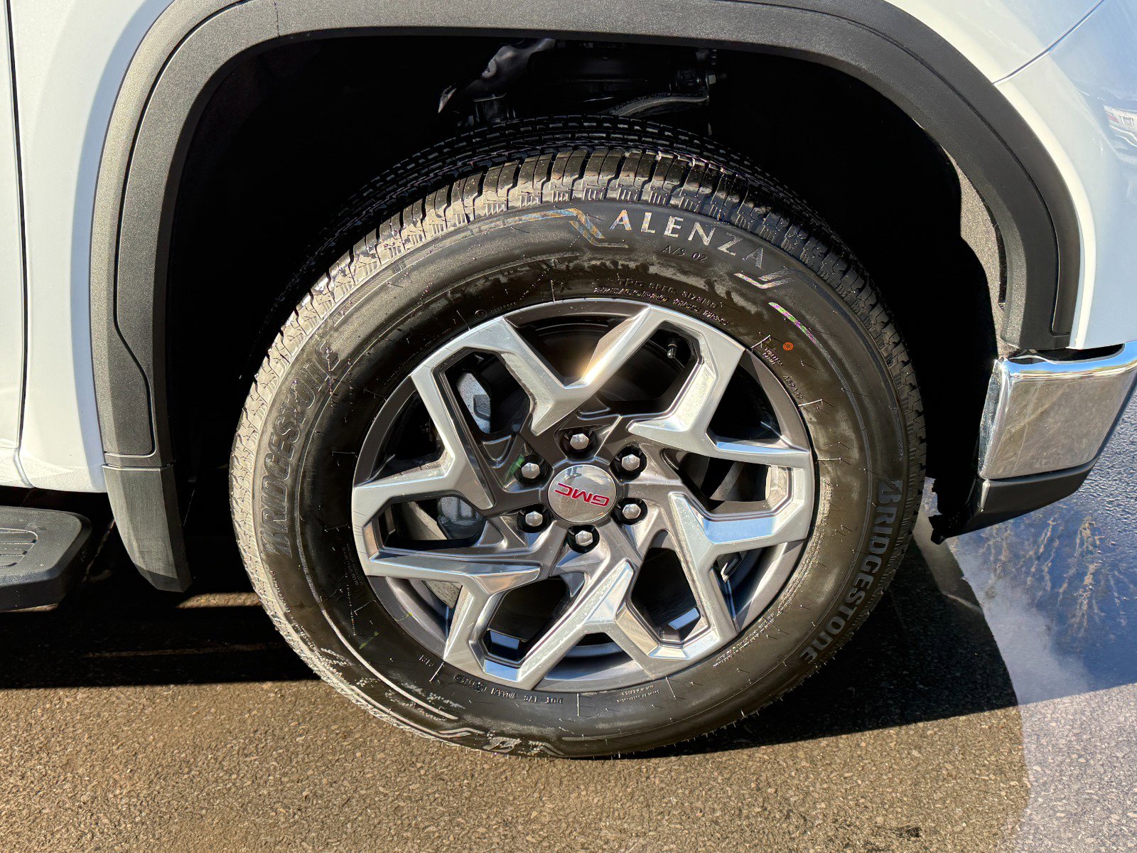 New 2026 GMC Sierra 1500 SLT w/ SLT Premium Package image 12