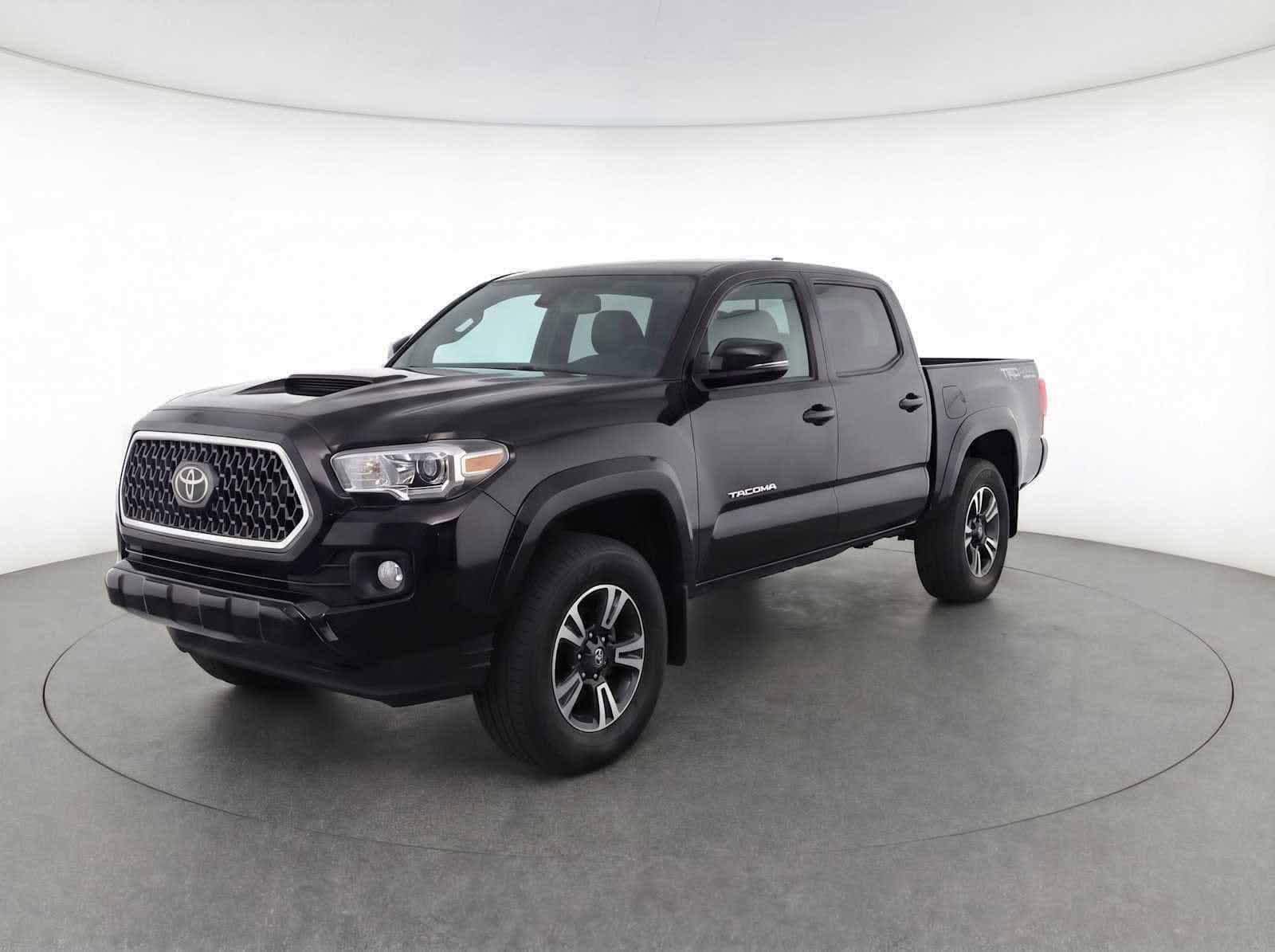 Used 2018 Toyota Tacoma TRD Sport w/ TRD Premium Sport Package AWD/4WD image 1