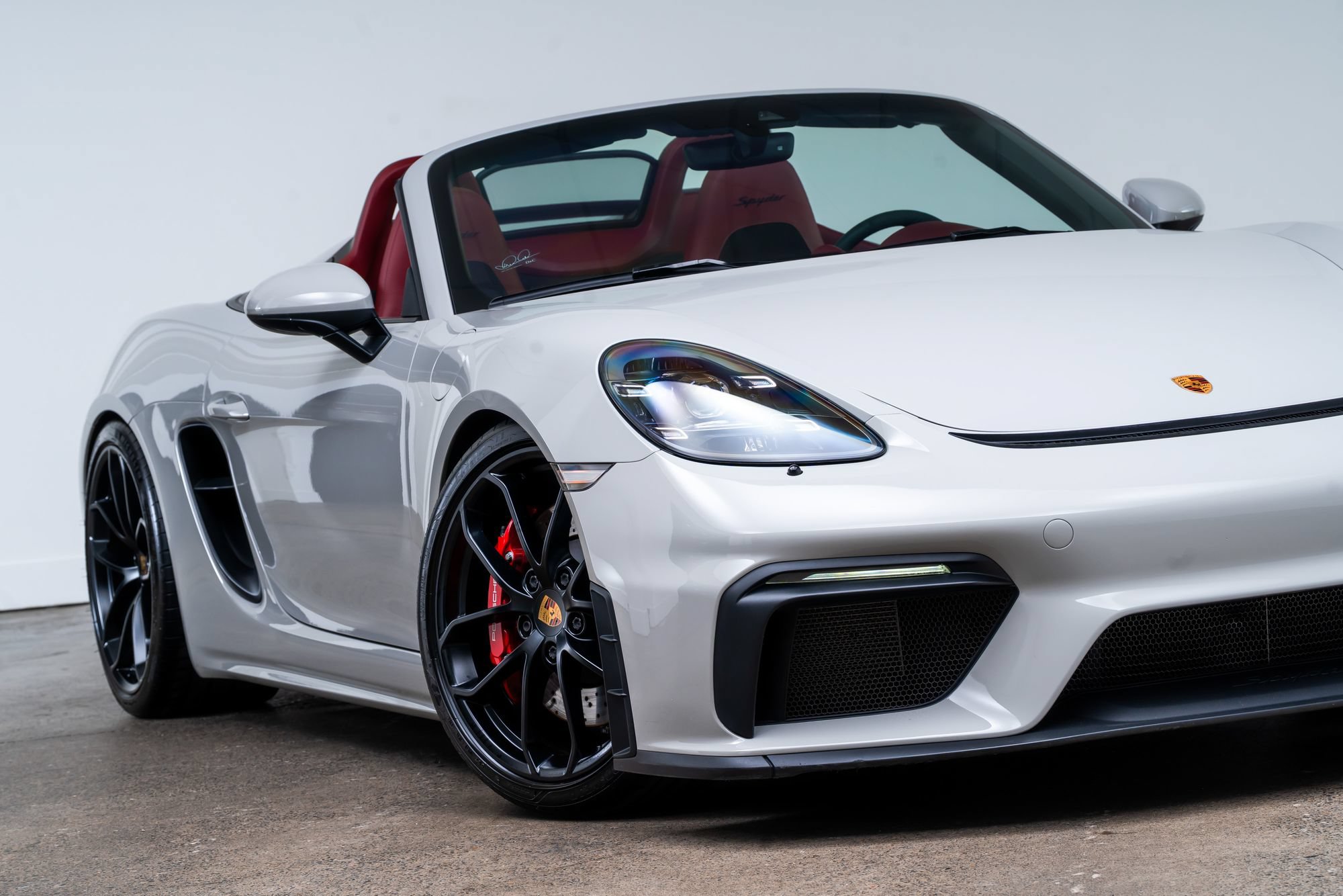 Used 2021 Porsche 718 Boxster Spyder RWD image 2