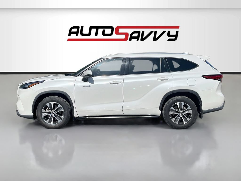 Used 2020 Toyota Highlander XLE FWD image 4