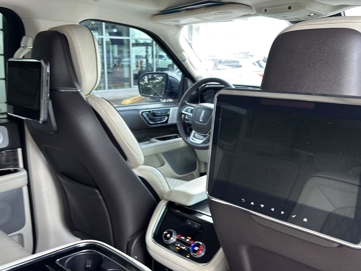 Used 2019 Lincoln Navigator L Black Label w/ Cargo Package image 30