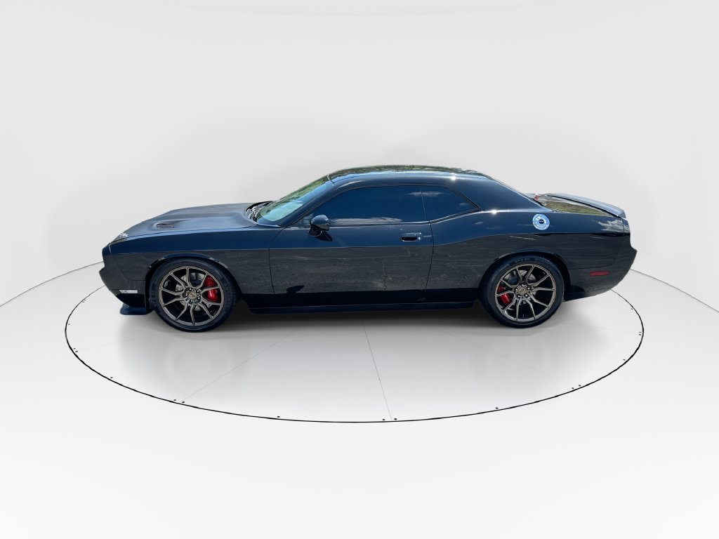 Used 2010 Dodge Challenger SRT8 RWD image 5