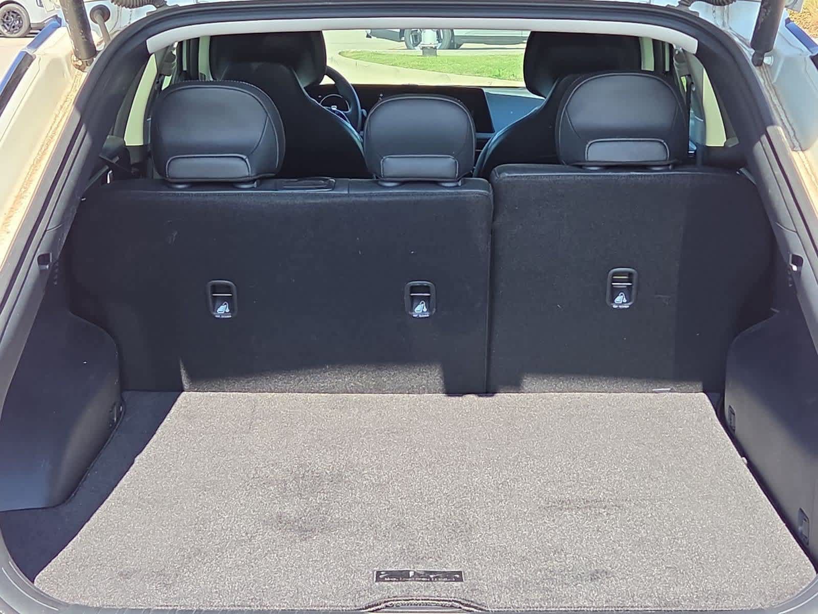 Certified 2022 Kia EV6 Wind RWD image 33