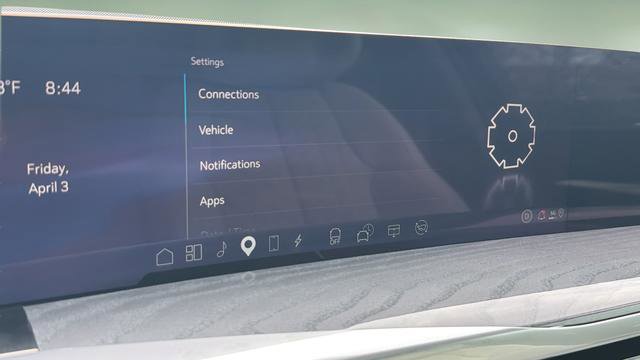 Used 2026 Cadillac Escalade IQL Sport 1 w/ LPO, Floor Liner Package AWD/4WD image 42