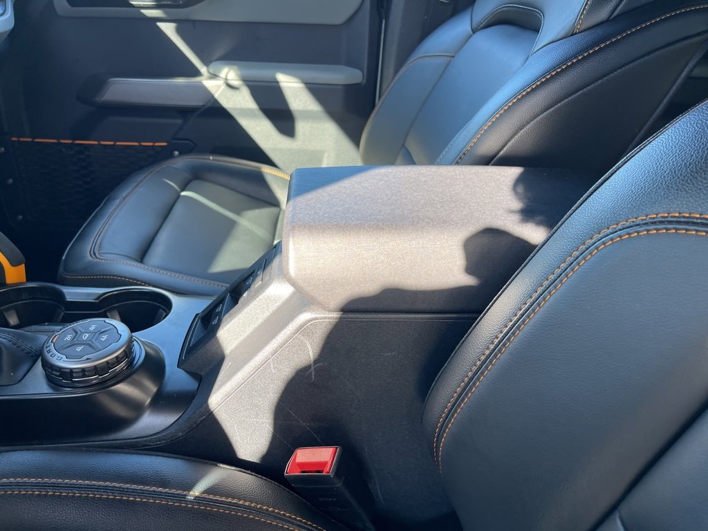 Used 2023 Ford Bronco Badlands w/ Sasquatch Package image 14