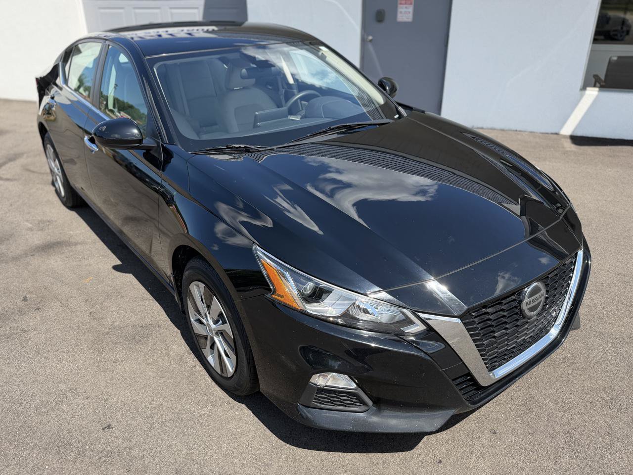 Used 2020 Nissan Altima 2.5 S w/ Driver Assist Package AWD/4WD image 6