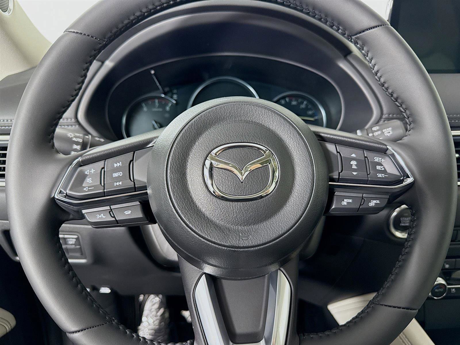 New 2025 MAZDA CX-5 AWD 2.5 S w/ Premium Plus Pkg image 17
