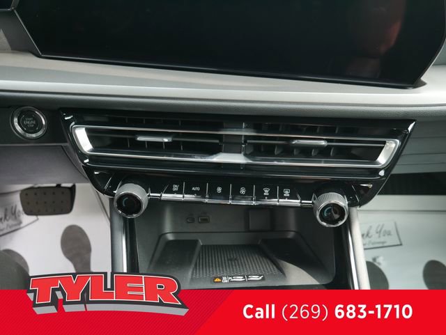 New 2026 Chevrolet Traverse LT w/ Midnight/Sport Edition image 31