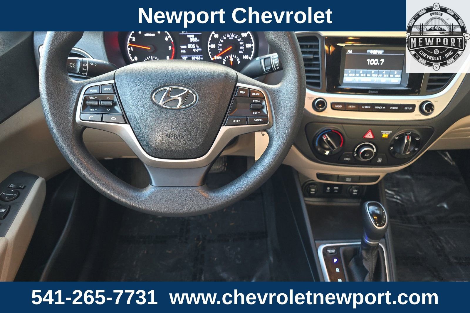 Used 2022 Hyundai Accent SE image 15