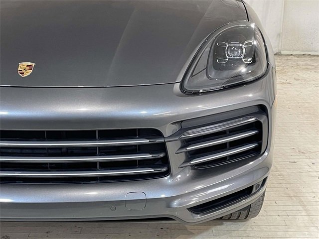 Certified 2022 Porsche Cayenne Platinum Edition image 11