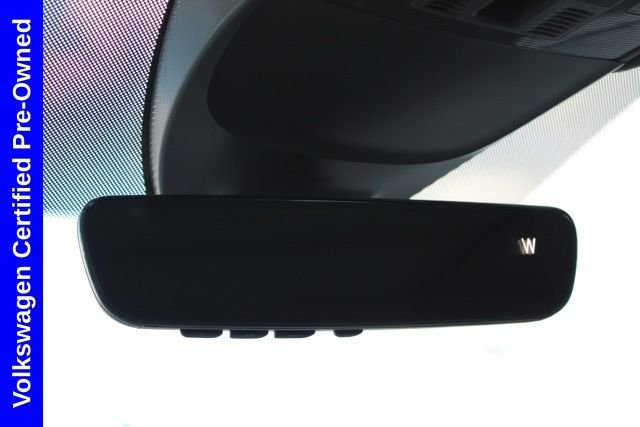 Used 2025 Volkswagen Taos SE w/ Panoramic Sunroof Package image 45