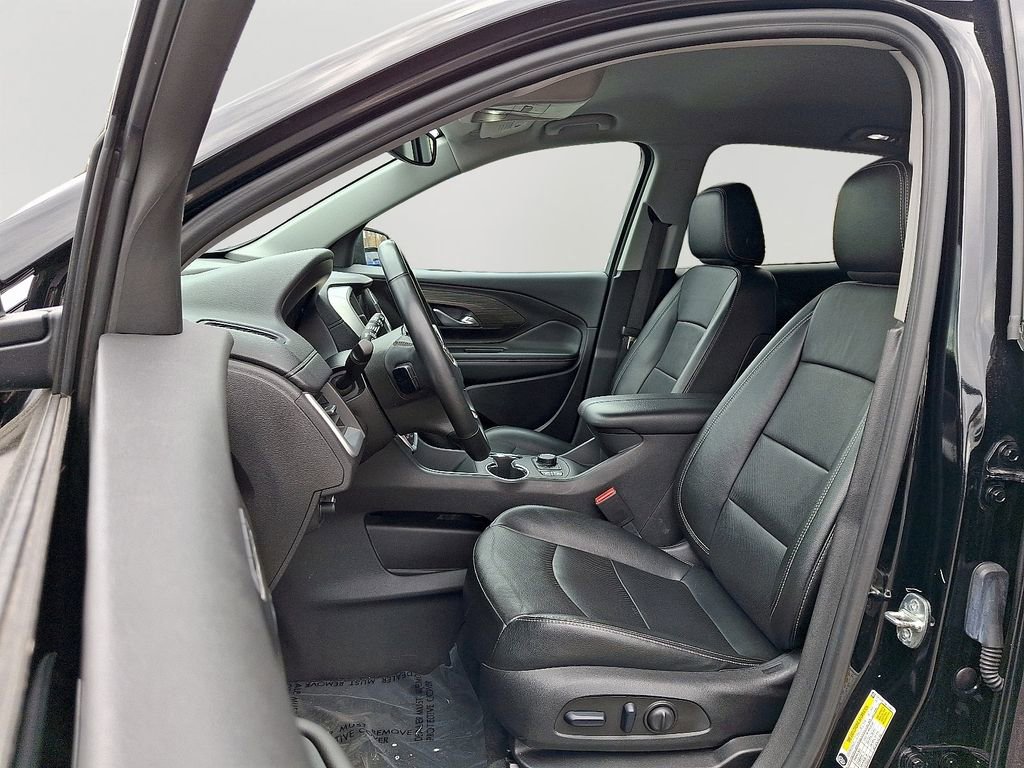 Used 2024 GMC Terrain SLT image 14