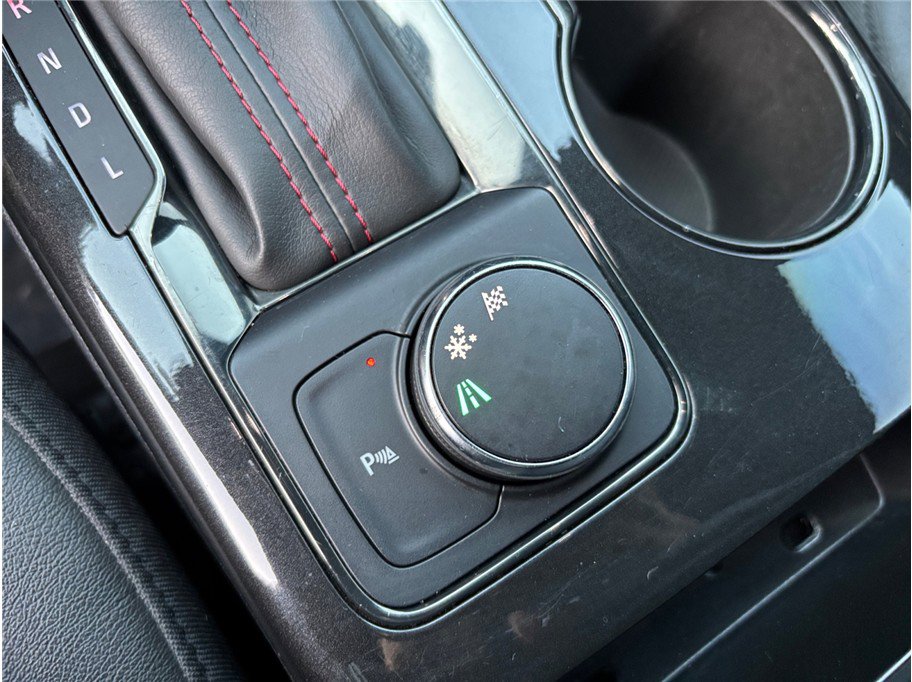 Used 2019 Chevrolet Blazer RS w/ Sun and Wheels Package image 31