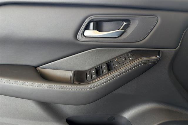 New 2026 Nissan Rogue SV FWD image 11
