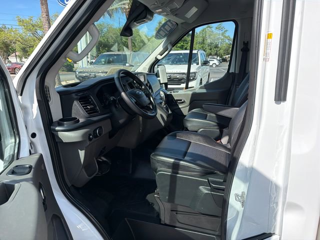 Used 2023 Ford Transit 350 DRW RWD image 10