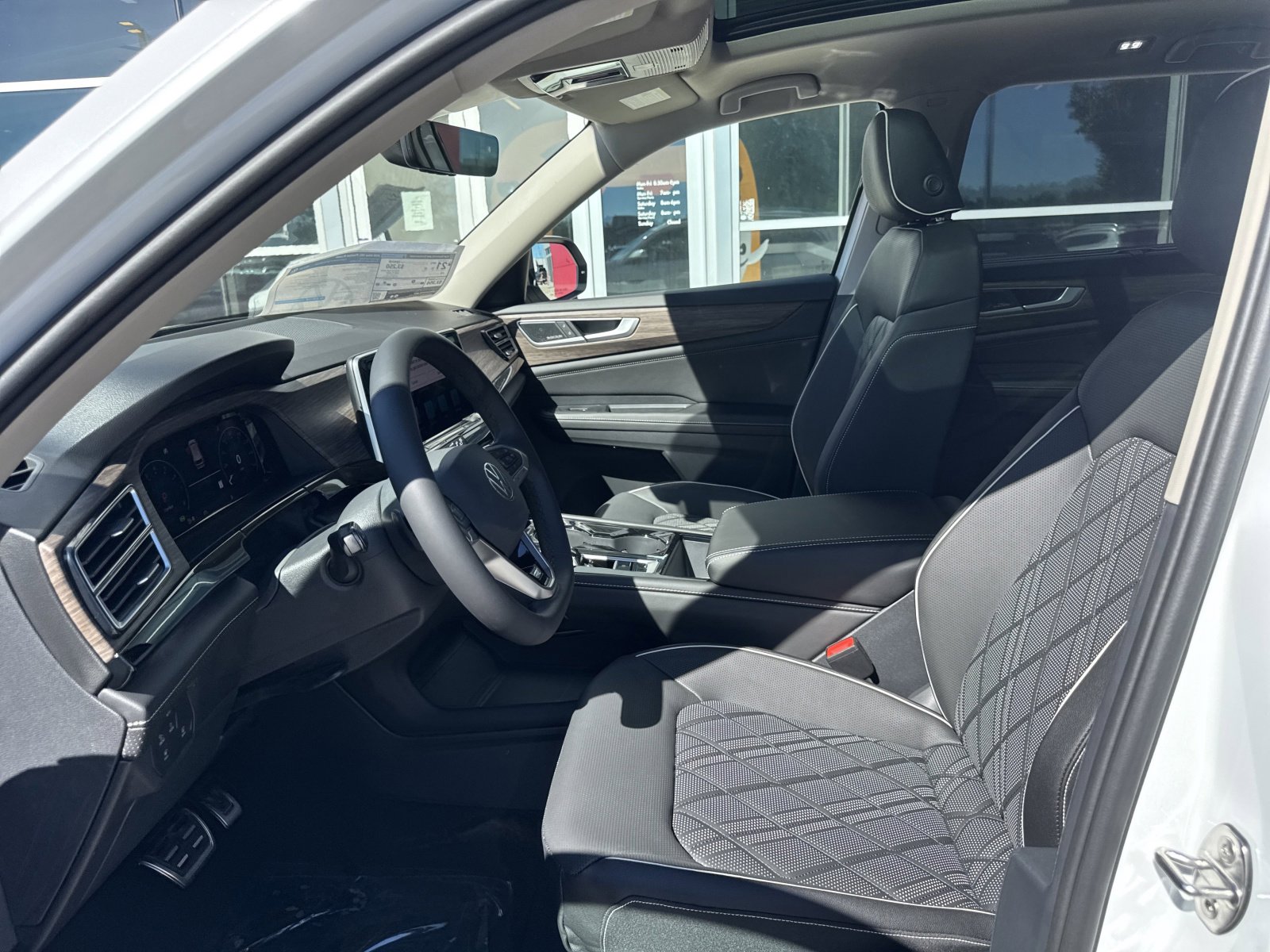 New 2026 Volkswagen Atlas SEL Premium R-Line image 11